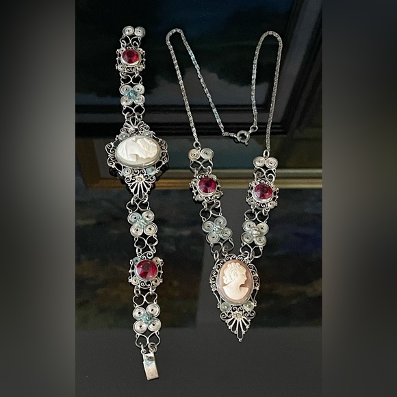 Antique Early 1900s Carved Shell Cameo Filigree Necklace & Bracelet Set - Picture 9 of 16